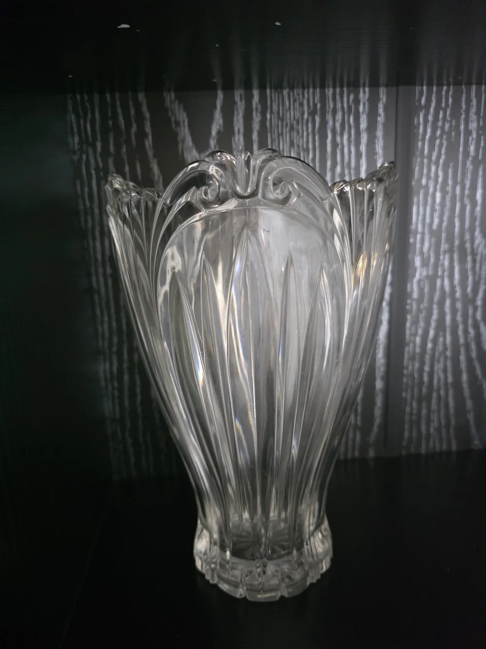 Oneida Augustina Crystal Flower Vase